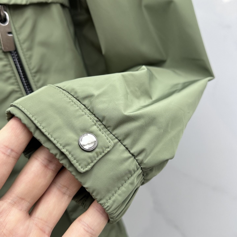 Bv*b*rry outwear